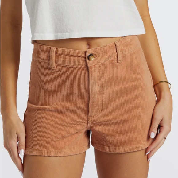 Billabongwomens corduroy shorts - Picture 1 of 5
